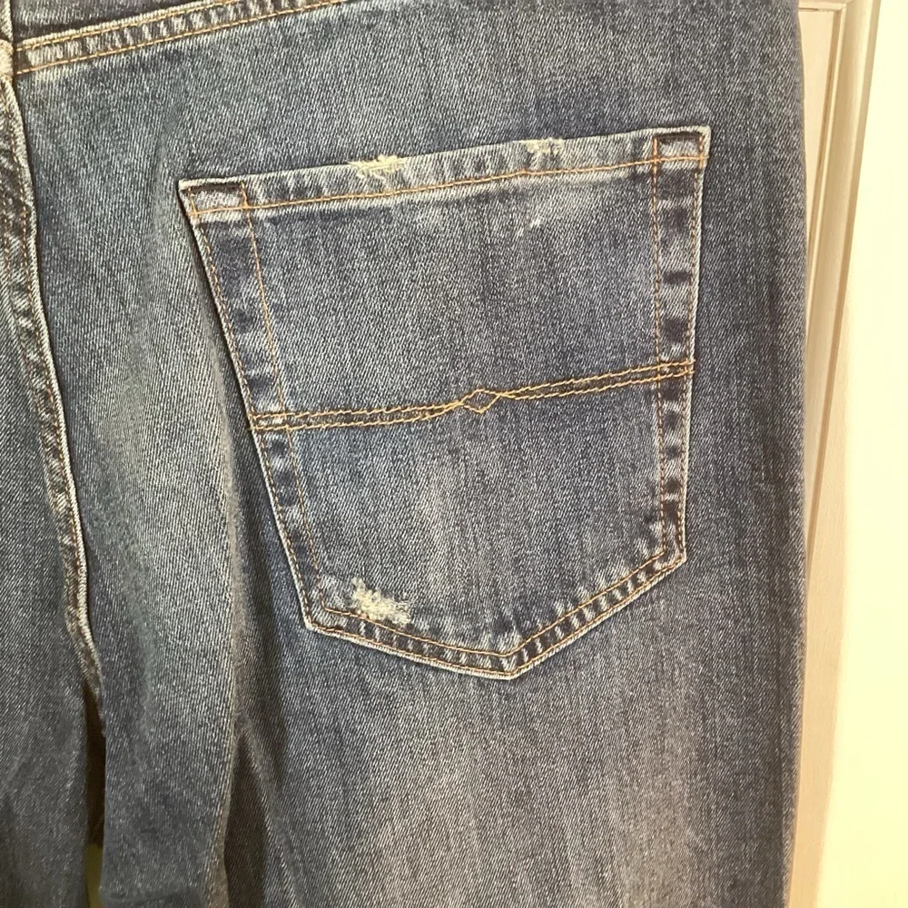 Lucky Brand 410 Athletic Slim Men’s Denim Distressed Straight Leg Jeans. 40/30 - Picture 4 of 11